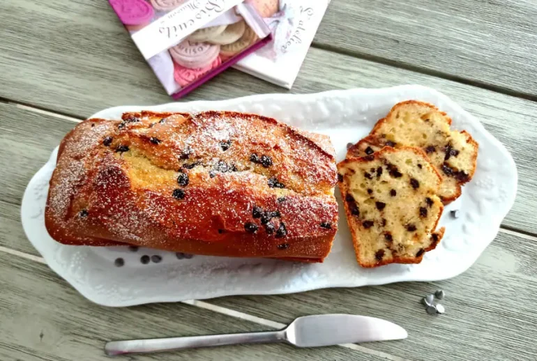 Gâteau moelleux aux pépites de chocolat - Recette